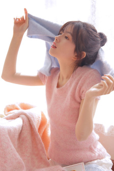 被别人巨茎征服的娇妻3D动漫